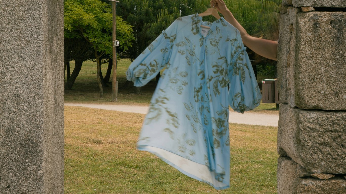 SUMMER ARCHIVE SALE