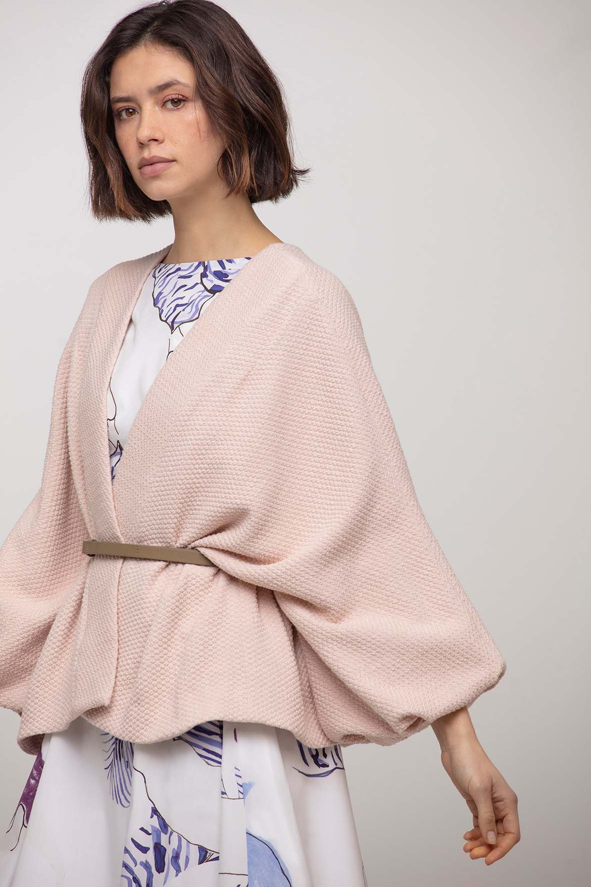 COAT MARIA INÊS  - EMBRACE   - LIMITE EDITION